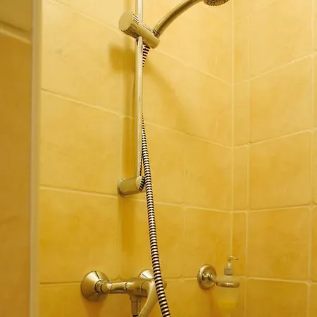 Harangvirag 36 Apartman